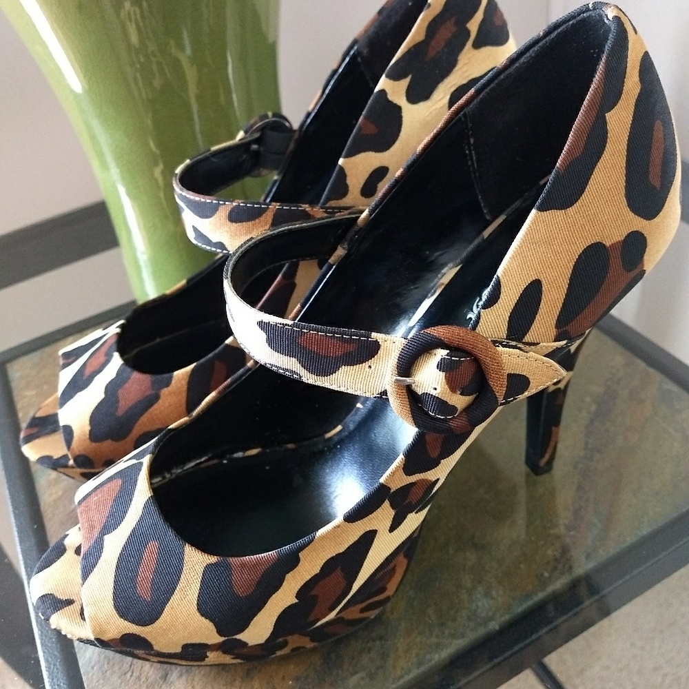 Cheetah Heels/Pumps *Gorgeous*